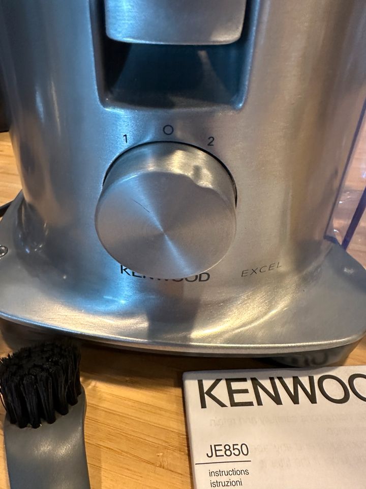 Kenwood Entsafter Excel JE850 in Sauerlach