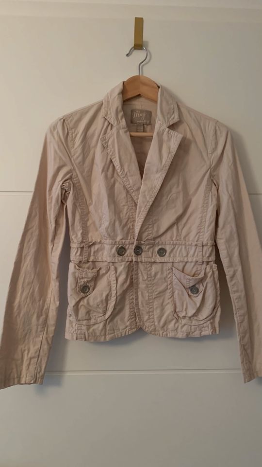 Mango Blazer Stoff Größe XS beige in München