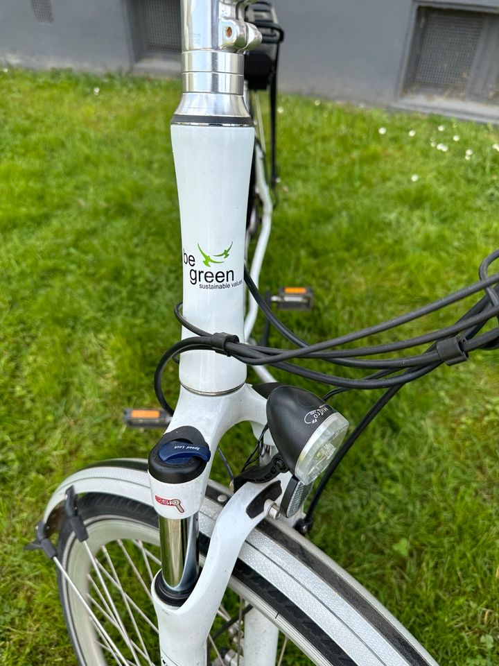 E Bike Fahrrad 28 Zoll in Iserlohn