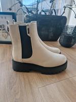 STIEFELETTEN VON BENCH GR. 39 NEU Schleswig-Holstein - Lübeck Vorschau