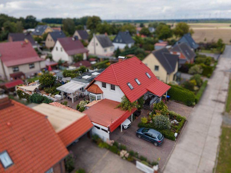 Traumhaftes Einfamilienhaus inkl. einer Vielzahl an Ausstattungshöhepunkten in Brunn bei Neubrandenburg