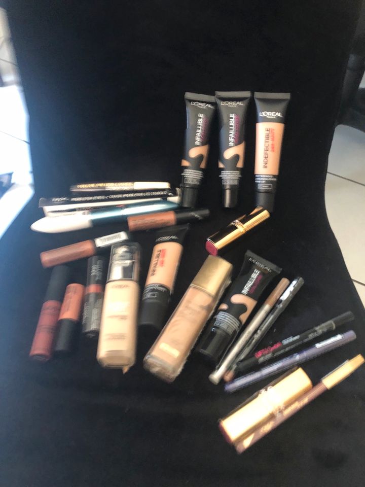 Loreal Paris & NYX Make Up Set neu 21 Teilig in Goch