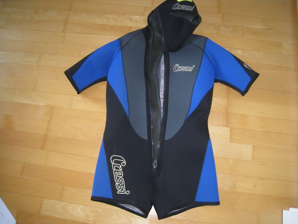 CRESSI JACKE 5L 7mm, Tauchen, Baden, Hobby in Kerpen