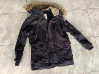 Dicke Winterjacke Parka Superdry Farbe Marine Größe M wie neu Rheinland-Pfalz - Friesenhagen Vorschau