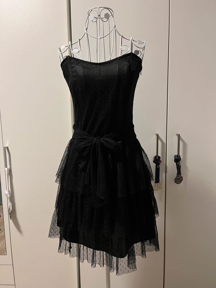 Kleid schwarz in Stuttgart