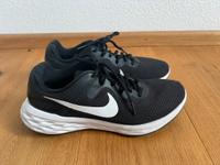 Nike Sportschuhe Gr. 39 Bayern - Gröbenzell Vorschau