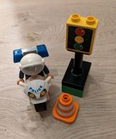 Lego Duplo 5679 Motorradpolizist Niedersachsen - Celle Vorschau