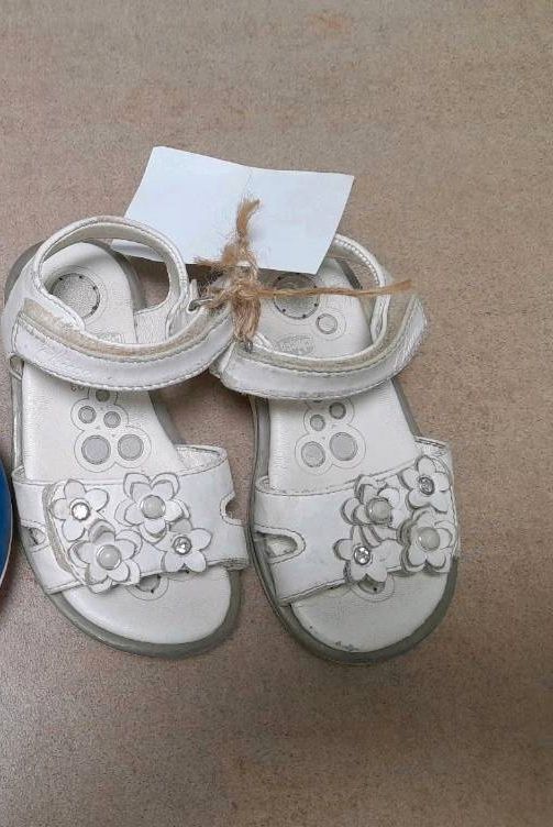 Sandalen Leder weiß schick Chicco  23 in Dettenhausen