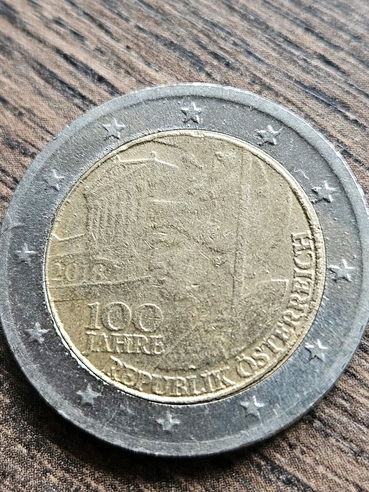 2 Euro mit Prägeschwäche in Stemwede