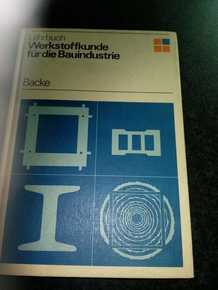 Lehrbuch "Werkstoffkunde für die Bauindustrie" aus DDR-ZEIT in Radeburg