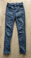 Levis Jeans 721 High Rise Skinny grey denim 27 x 32 Niedersachsen - Cuxhaven Vorschau