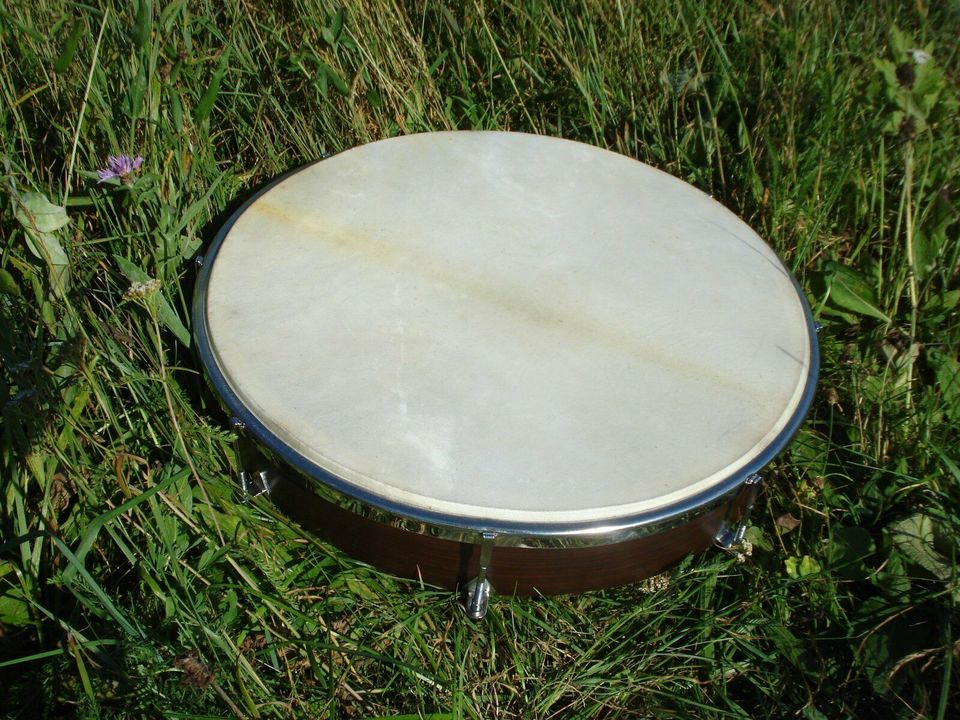 Bodhran Rahmentrommeln 35, 40, 45 cm z.T stimmbar+Tasche+Schlägel in Horgenzell