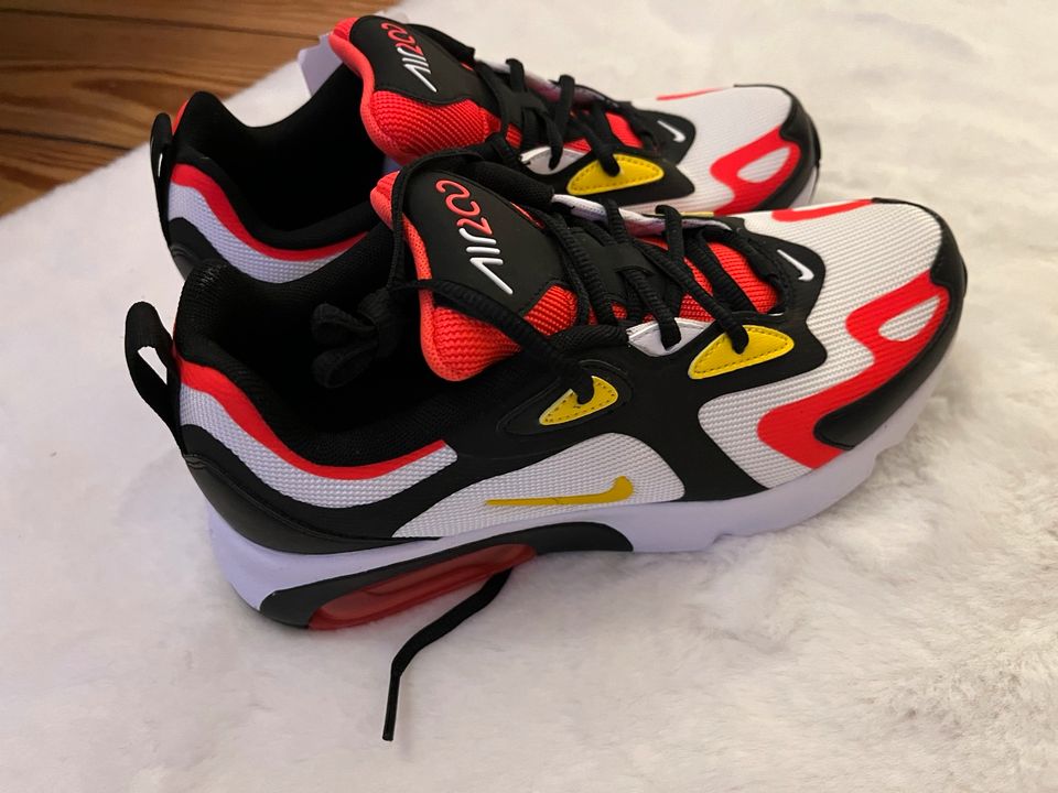 Kinder Nike Air Max Schuhe Gr. 37,5 in Hamburg