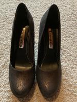 Tamaris Pumps Gr. 40 - NEU !! Niedersachsen - Rastede Vorschau