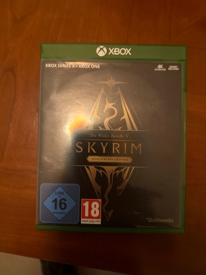 Skyrim Anniversary Edition Xbox in Berlin