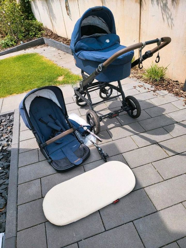 Hartan Xperia GTX Bellybutton 2-in-1 Kinderwagen mit Zubehör in Oestrich-Winkel