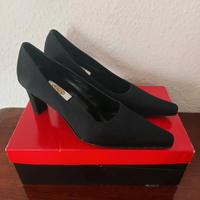 Elegante Talbots, Italien  LederSatin Pumps, Gr. 8W(39) Hessen - Nauheim Vorschau