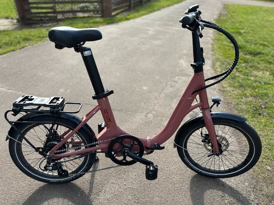 E - Bike Klappend altrosa für Wohnmobil ideal oder im PKW in Balge