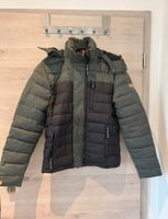 Superdry Herren Winterjacke Größe M Bayern - Taufkirchen Vils Vorschau