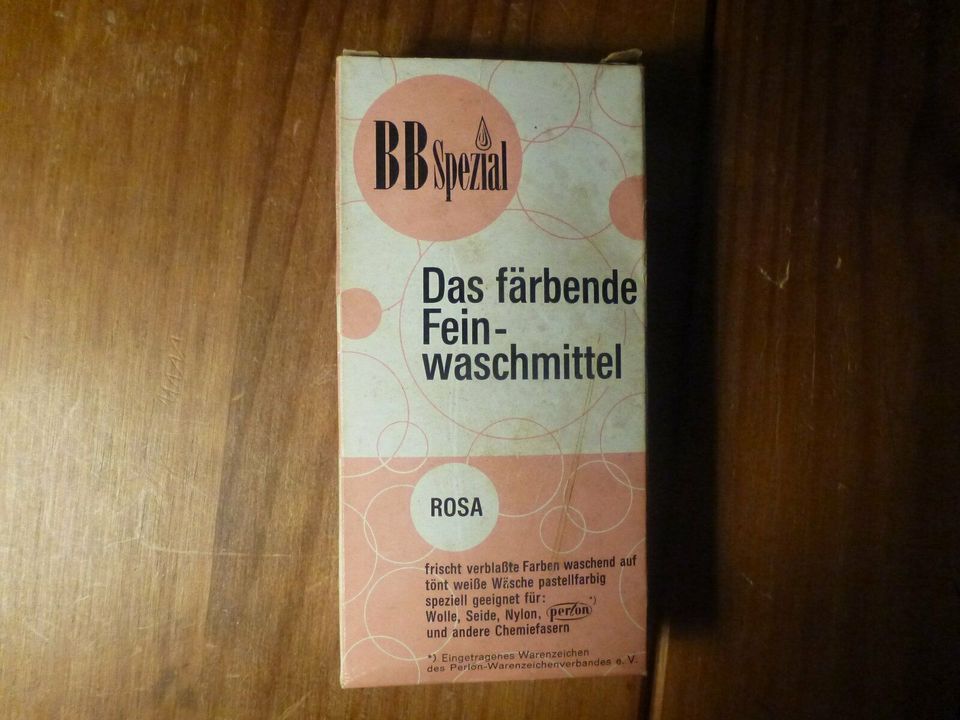 BB Spezial Rosa (Färbendes Feinwaschmittel) ca. 40-50 Jahre! in München