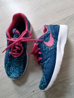 Nike Damen Schuhe 38 Sport Fitness leo blau pink Bayern - Weidenberg Vorschau