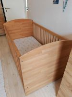 Babybett / Kinderbett 140 x 70 mit Matratze Neu und Gitterstäben Baden-Württemberg - Fellbach Vorschau