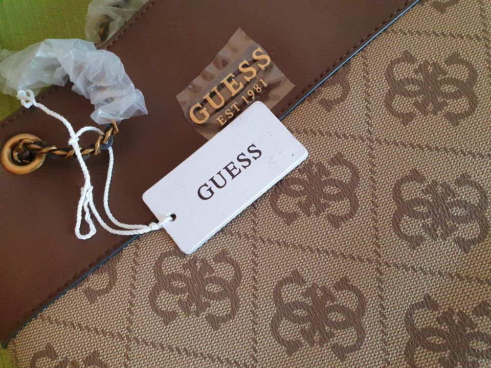 neue Damenhandtasche der Marke GUESS- 30 cm breit in Elxleben an der Gera