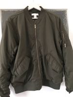 H&M  Bomberjacke Khaki , toller Schnitt,Gr.40. Kaum getragen Bochum - Bochum-Wattenscheid Vorschau