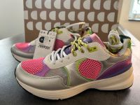 Desigual Sneaker Silber neon pink grün Gr. 38 Neu & OVP Wuppertal - Oberbarmen Vorschau