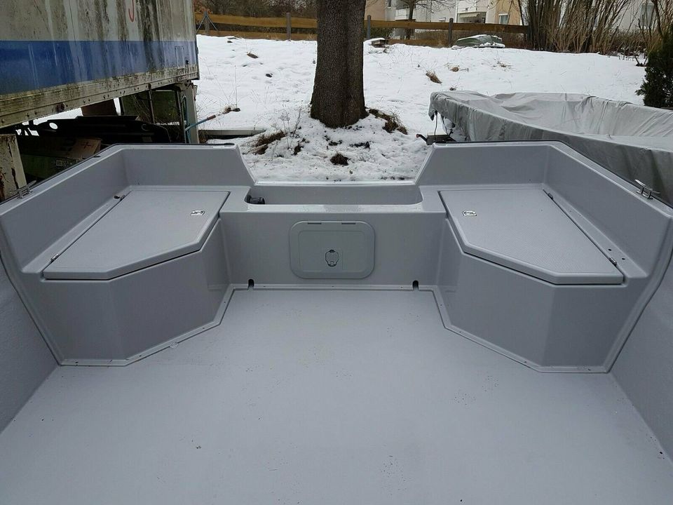 NEU NEU Grande Silure 2 Wallerboot Angelboot Bassboat Motorboot in Geisenheim