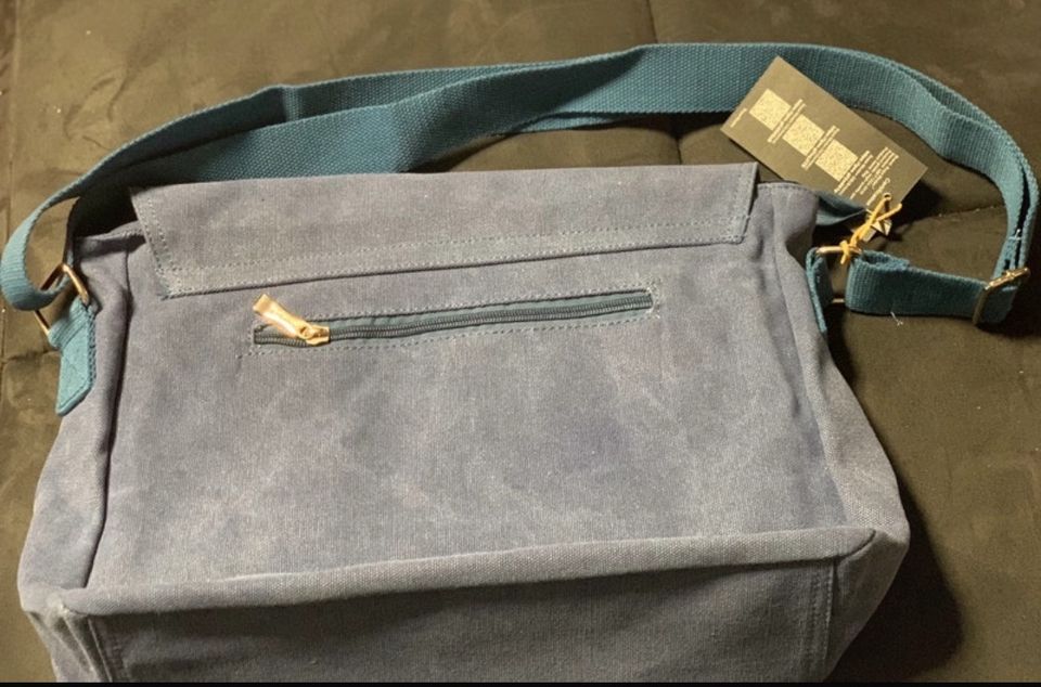 Umhängetasche / Tasche / Laptoptasche / Aktentasche  blau in Wuppertal