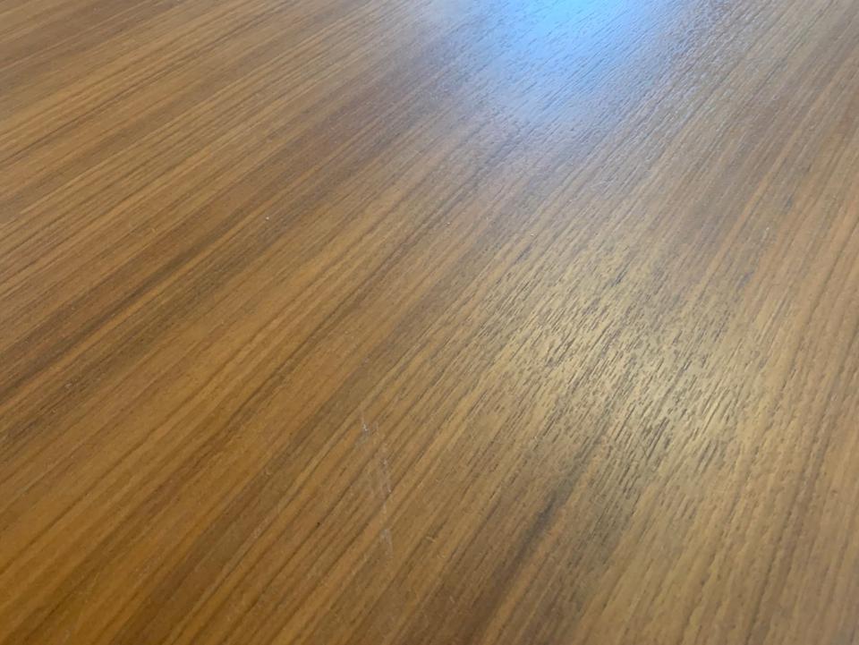 Konferenztisch Walter Knoll rund, Platte furniert, 2x auf Lager in Frankfurt am Main