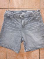 Jeans-Shorts Damen Esprit Größe 27 Nordrhein-Westfalen - Heinsberg Vorschau