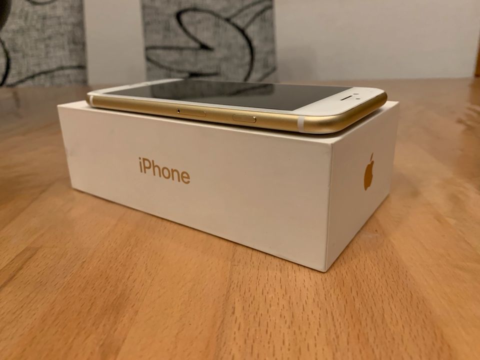 iPhone 7 Gold in Marsberg