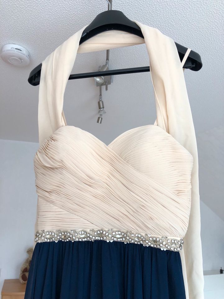 Abendkleid bodenlang beige/ blau Größe 40 neuwertig in Lingen (Ems)