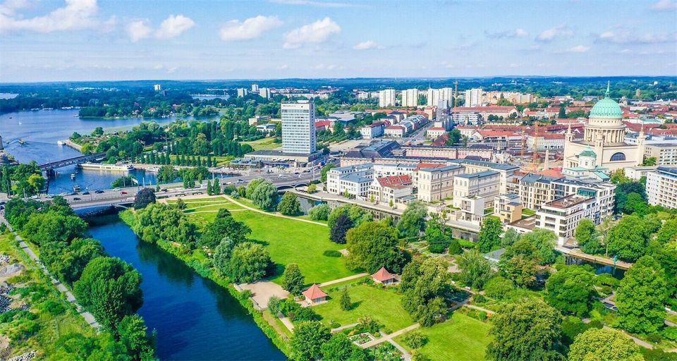 HERRSCHAFTLICHES BAROCKHAUS in historischer Lage - 175 qm WOHNFLÄCHE bezugsfrei in Potsdam