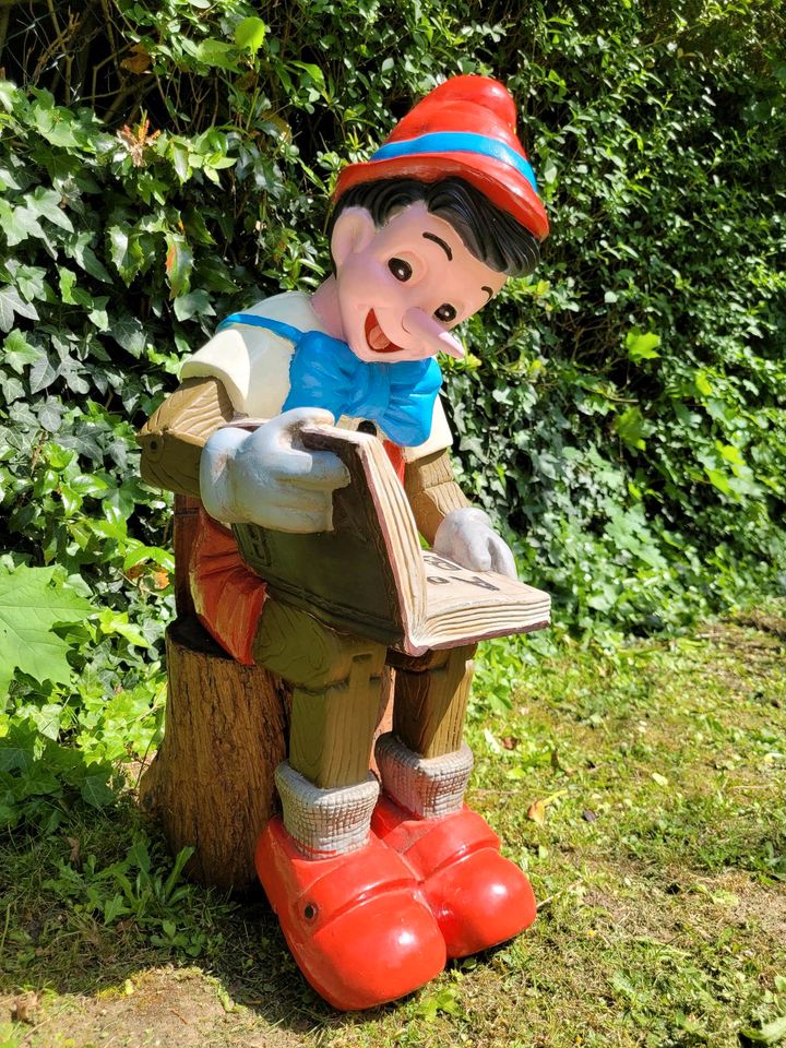 Garten Figur Deko Pinocchio in Frankfurt am Main