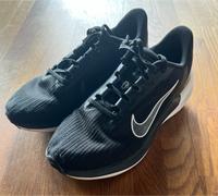 Nike Turnschuhe Hessen - Ludwigsau Vorschau