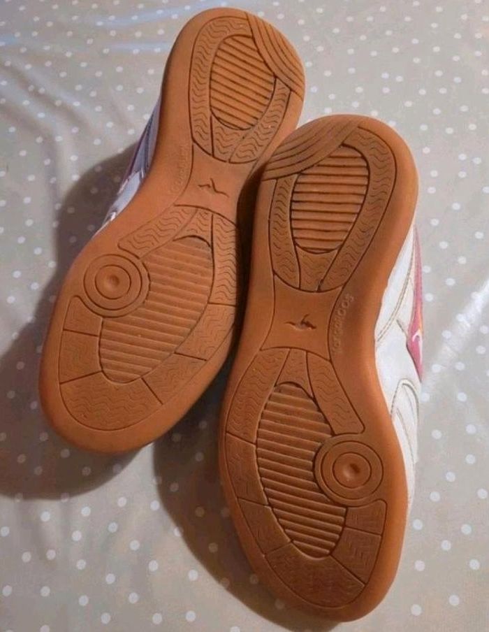 Turnschuhe,  Hallenschuhe von Kaninchen Größe 40 in Blankenhain