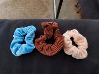 Sprunchies Scrunchies Haargummis rosa braun blau Samt bunt Baden-Württemberg - Schwieberdingen Vorschau