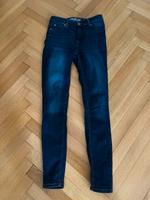 Jeans Amisu 28 Mid Waist Skinny Flora dunkelblau Düsseldorf - Pempelfort Vorschau