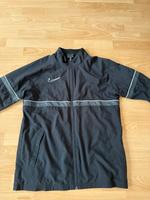 Nike Trainingsjacke Größe M Niedersachsen - Achim Vorschau