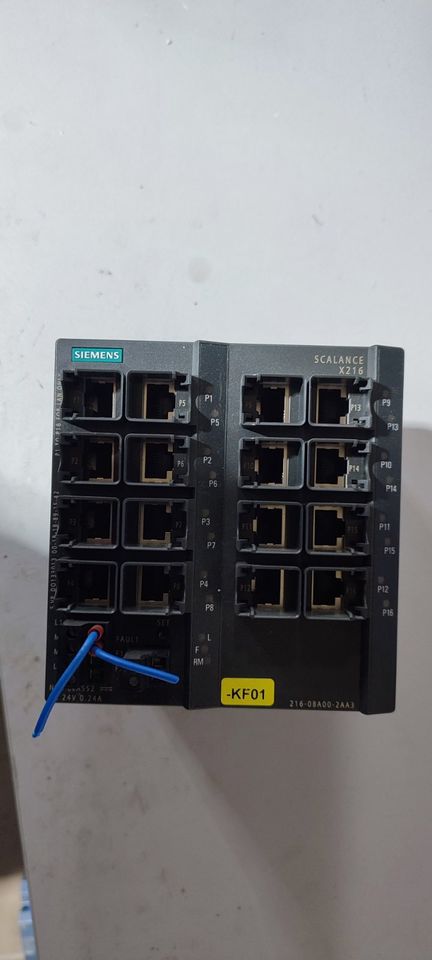 SIEMENS NET SCALANCE X216 6GK5216-0BA00-2AA3 in Marpingen