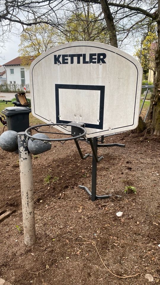 Kettler Basketballkorb in Unterhaching