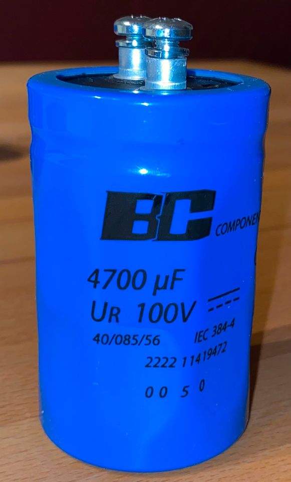 NOS Super Longlife ELKOS BC Components 4700uF/100V/85 22000h in Langerwehe