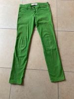 Coole Stretch Hose HOLLISTER Gr 1 W25 L30 158 grün TOP ZUSTAND Bayern - Miesbach Vorschau