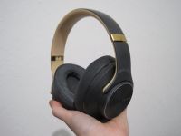 DOQAUS Bluetooth Kopfhörer, schwarz, gold, sehr guter Zustand Niedersachsen - Bücken Vorschau