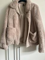 Teddyjacke beige Thüringen - Gotha Vorschau