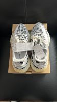 NEU YEEZY BOOST 350 V2 Hannover - Linden-Limmer Vorschau