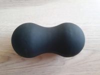Peanut Massageball, black, für den Rücken Schleswig-Holstein - Reinbek Vorschau